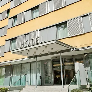 επισκεφθείτε το ξενοδοχείο