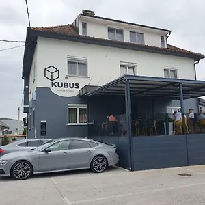 Kubus Guest house