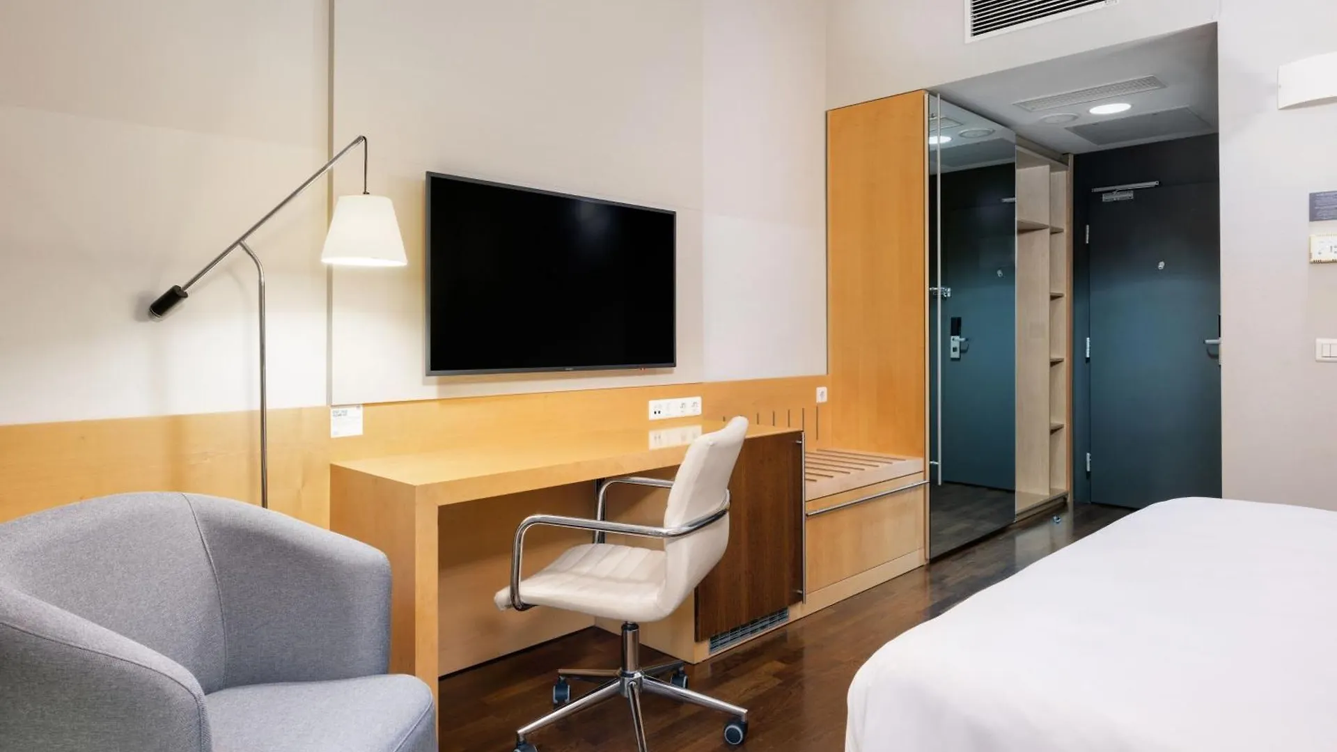 Szálloda Four Points By Sheraton Ljubljana Mons